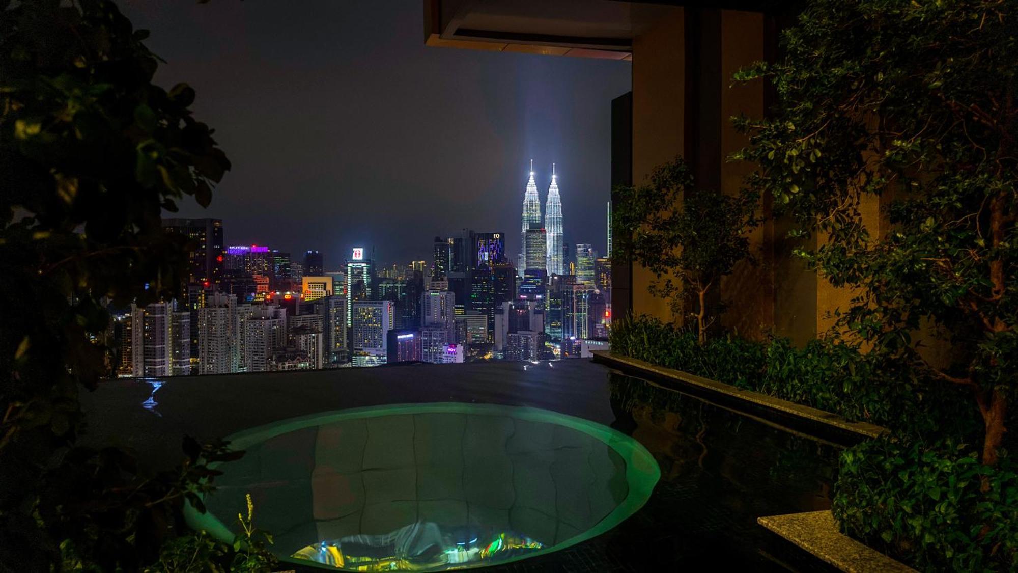 Harmony Luxury Suites At Lucentia Bukit Bintang City Center Kuala Lumpur Esterno foto