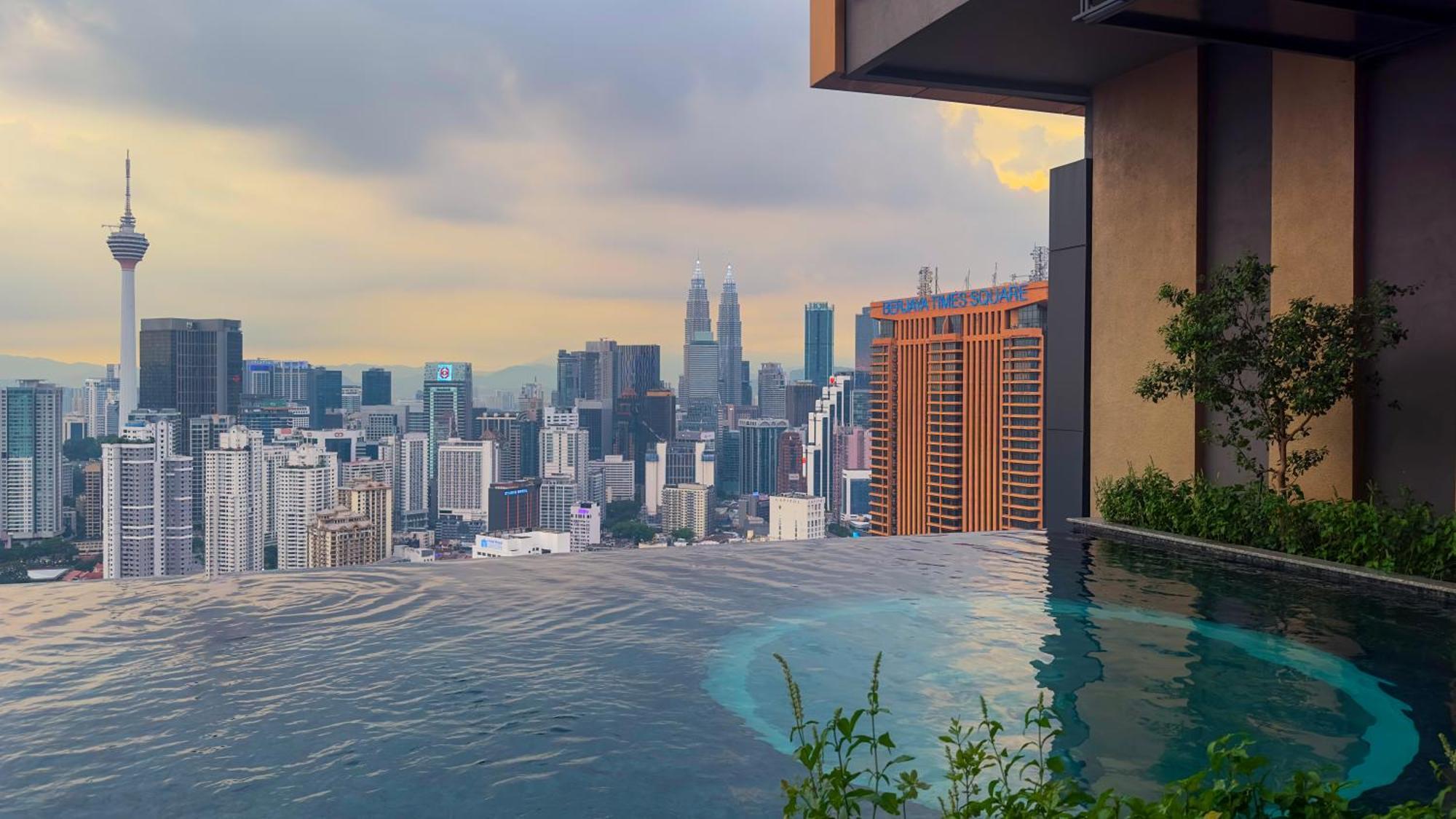 Harmony Luxury Suites At Lucentia Bukit Bintang City Center Kuala Lumpur Esterno foto
